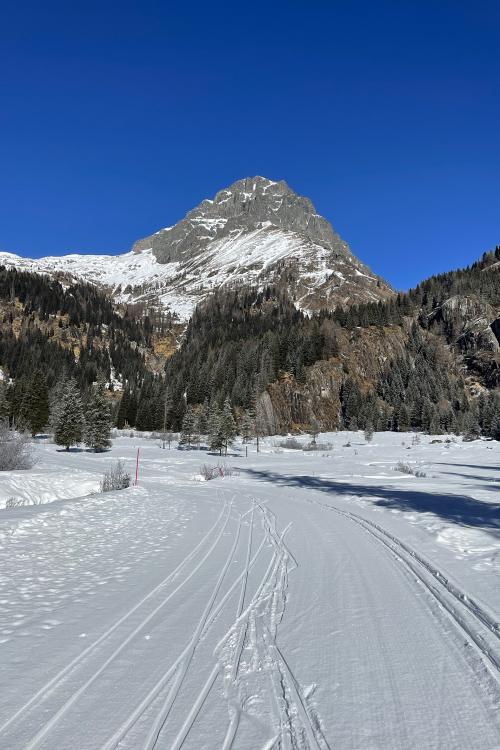 Pista di sci di fondo nella piana del Gaver vicino a Brescia