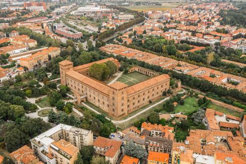 Centro storico di Pavia visto dall'alto durante un escape game urbano