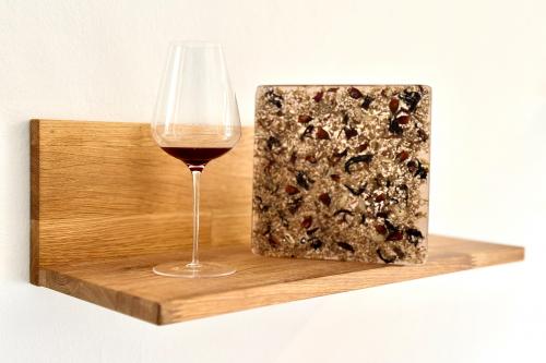 Visita guidata presso un opificio vicino a Como in Lombardia con degustazione di prodotti alcolici